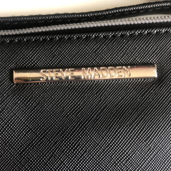 STEVE MADDEN PURSE - Picture 2 of 3